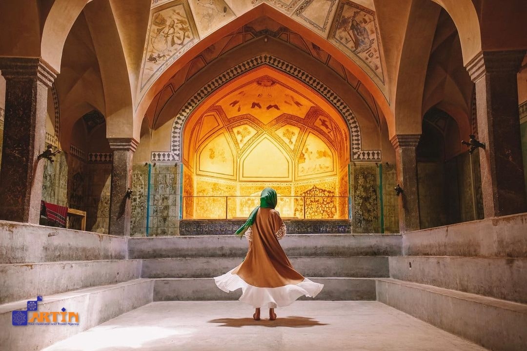 11Ali Qapu palace Isfahan landmark
