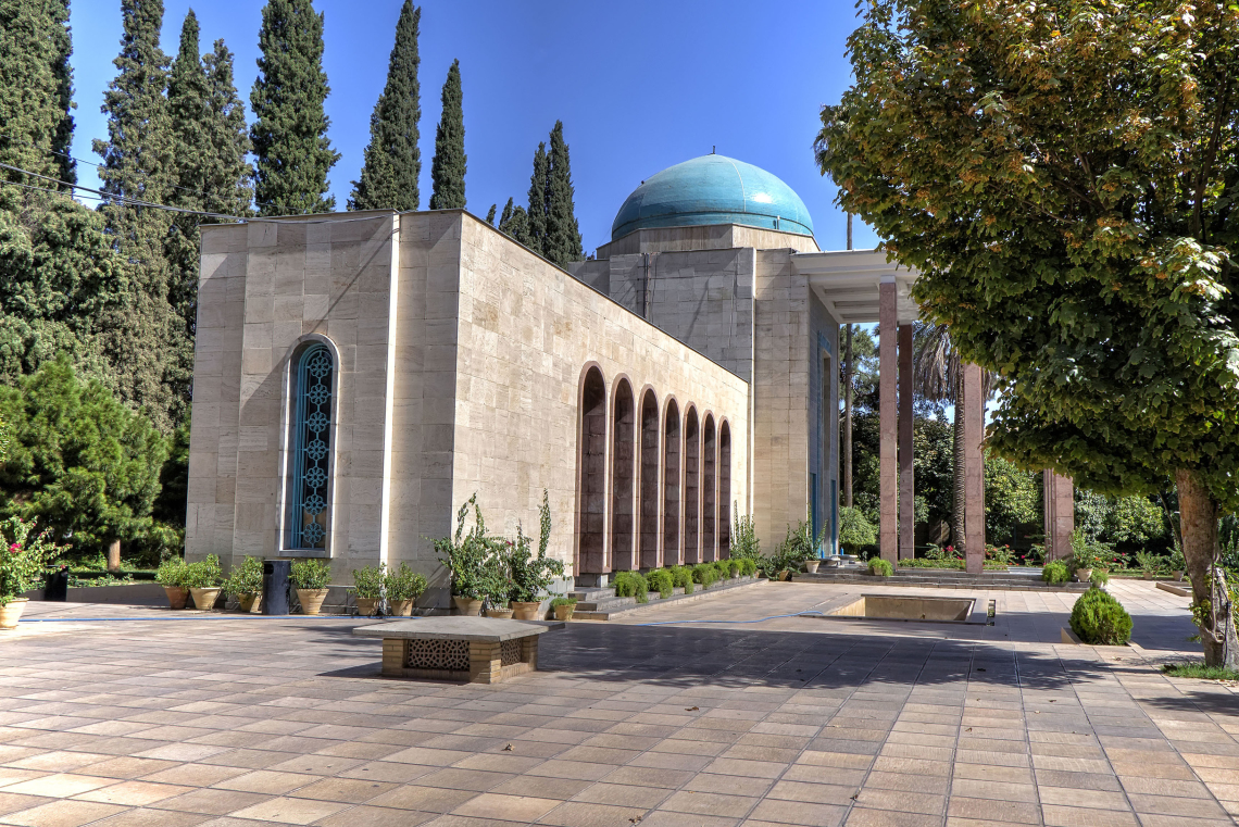 Saadi shirazi tomb in shiraz- Iran daily tours 