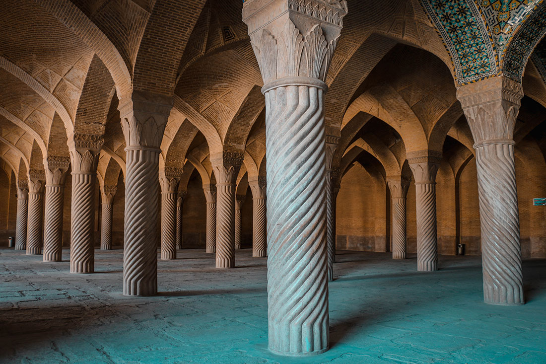 Vakil mosque in shiraz city of Iran- shiraz city tour- travelartin.com